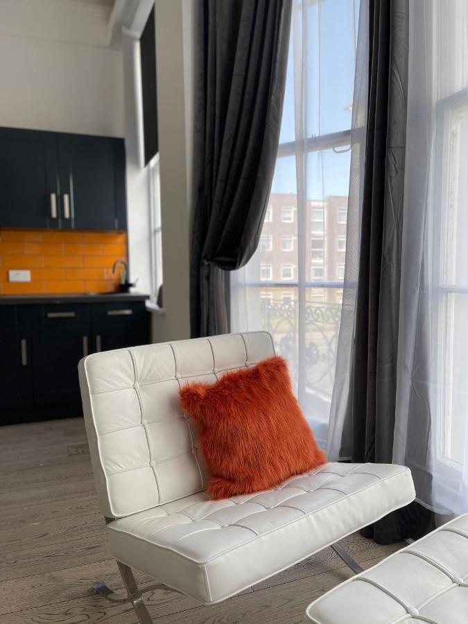 Salt Life Modern Apartment Hove Extérieur photo